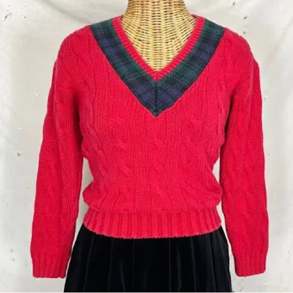 GAP Vintage - Preppy V-Neck Cable Knit Sweater